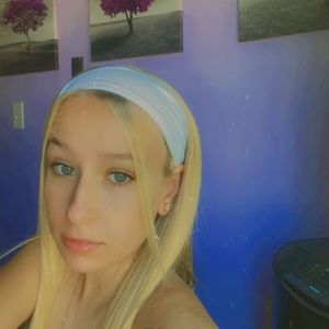 Meet your Posher, Alexus